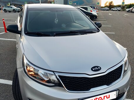2016 Kia Rio III Рестайлинг, серебристый, 1170000 рублей, вид 1