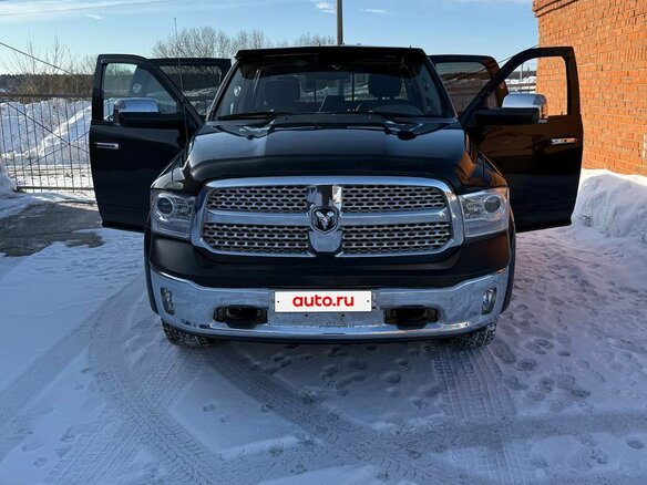 2011 Dodge RAM IV (DS/DJ), чёрный, 2550000 рублей - вид 1