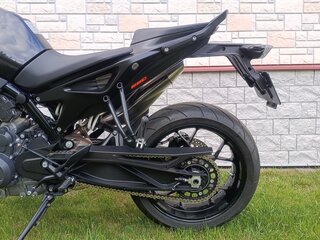 2021 KTM 890 Duke, чёрный, 799000 рублей, вид 5