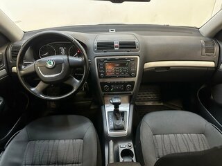 2010 Skoda Octavia II (A5) Рестайлинг, серебристый, 785000 рублей, вид 5