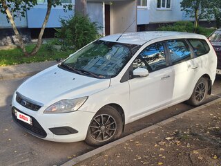2010 Ford Focus II Рестайлинг, белый, 360000 рублей, вид 1