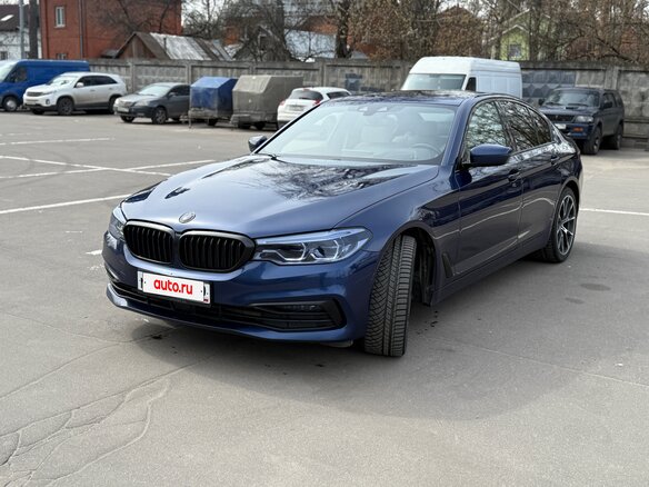 2019 BMW 5 серии 540i xDrive VII (G30/G31/G38), синий, 4520000 рублей