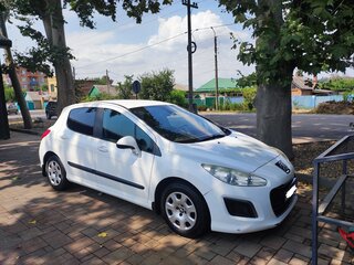 2011 Peugeot 308 I, белый, 700000 рублей, вид 2
