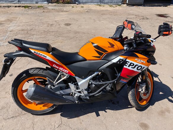2013 Honda CBR 250R, оранжевый, 280000 рублей - вид 11
