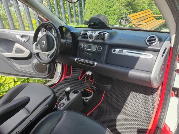 2015 Smart Fortwo II, белый, 1100000 рублей - вид 4