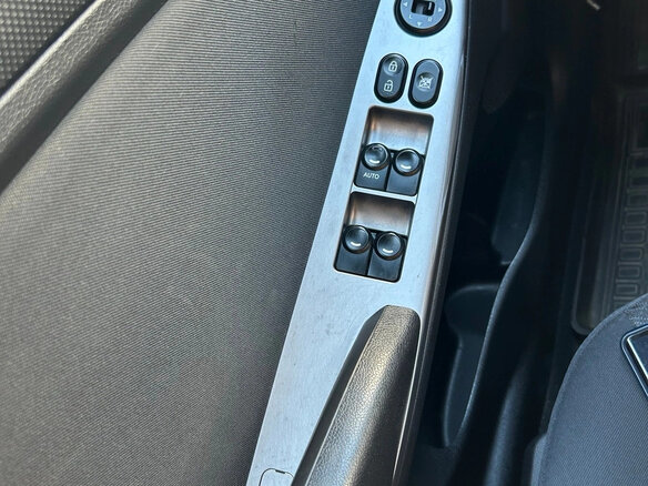 2014 Hyundai Solaris I Рестайлинг, бежевый, 859000 рублей - вид 13