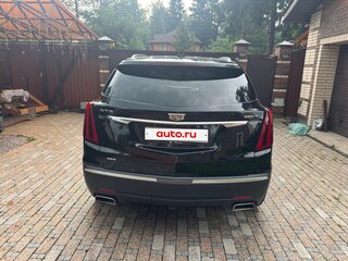 2022 Cadillac XT5 I Рестайлинг, чёрный, 3700000 рублей, вид 4