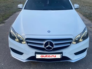 2013 Mercedes-Benz E-Класс 200 IV (W212, S212, C207) Рестайлинг, белый, 2570000 рублей, вид 3