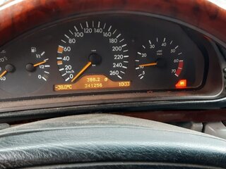 1998 Mercedes-Benz G-Класс 500 Euro 2 II (W463), чёрный, 1500000 рублей, вид 4