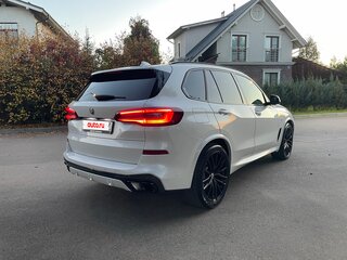 2022 BMW X5 40d IV (G05/G18), белый, 10000000 рублей, вид 5