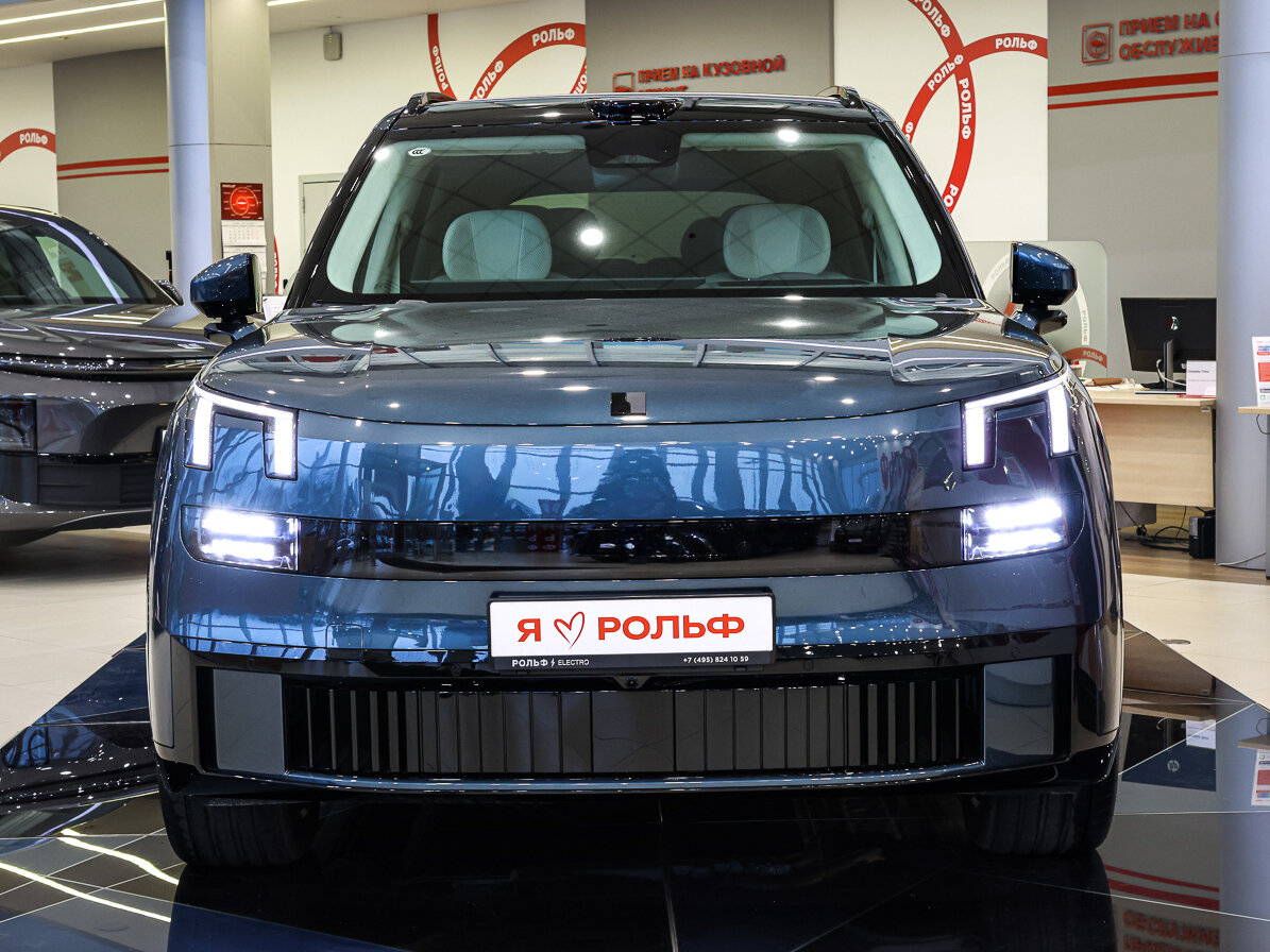 Открыть фотографии: Lynk & Co 900