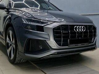 2018 Audi Q8 55 TFSI I (4M), серый, 4500000 рублей, вид 5