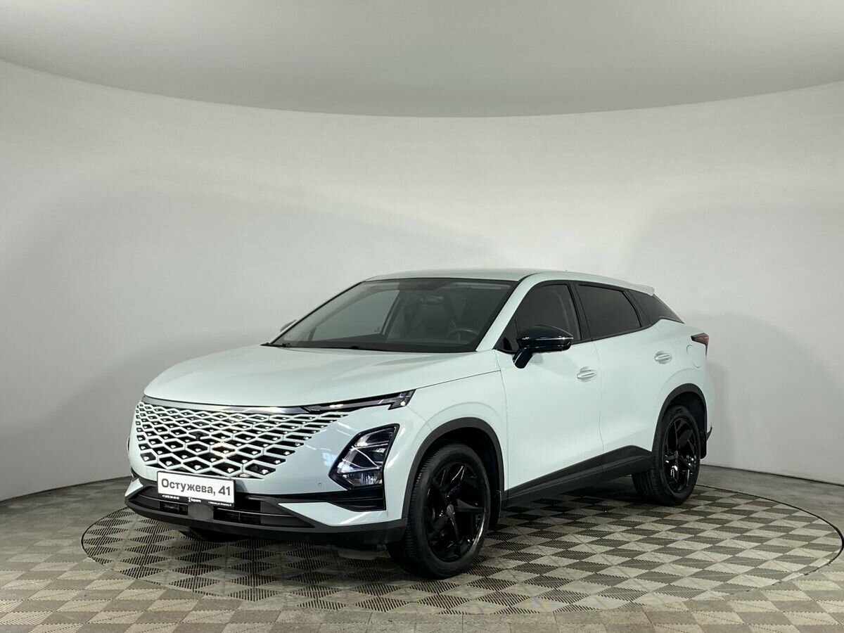 Открыть фотографии: Omoda C5 I