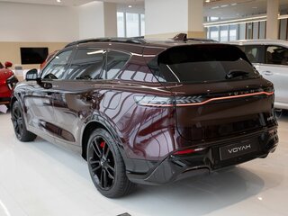 2026 Voyah Free I Рестайлинг, красный, 6740000 рублей, вид 5