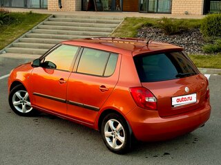 2007 Skoda Fabia II, красный, 400000 рублей, вид 4