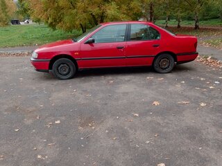 1990 Nissan Primera I (P10), красный, 120000 рублей, вид 5