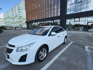 2013 Chevrolet Cruze I Рестайлинг, белый, 810000 рублей, вид 3