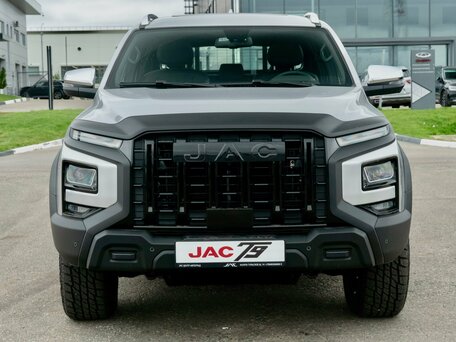 2026 JAC T9, серебристый, 3819000 рублей, вид 2