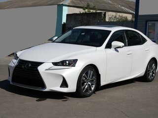 2020 Lexus IS 300 III Рестайлинг, белый, 2890000 рублей, вид 2