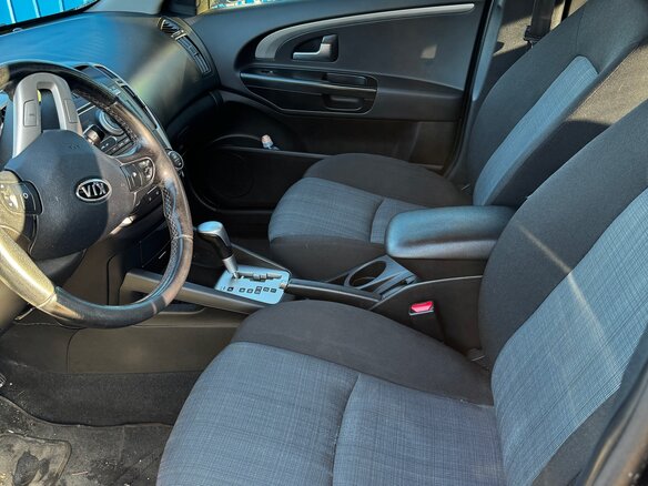 2011 Kia Ceed I Рестайлинг, чёрный, 700000 рублей - вид 5