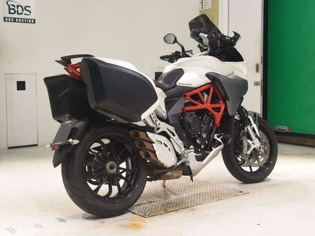 2016 MV Agusta Turismo Veloce 800, белый, 799000 рублей, вид 5