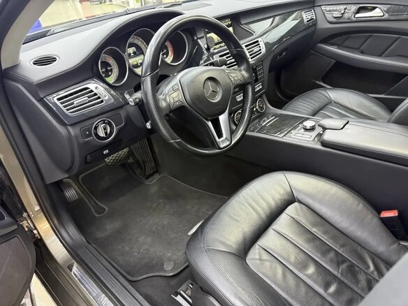 2013 Mercedes-Benz CLS 350 CDI II (C218), серый, 2500000 рублей - вид 22