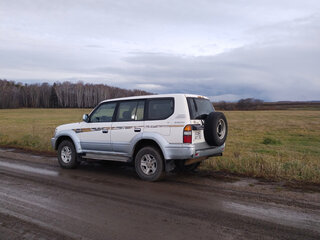 1997 Toyota Land Cruiser Prado 90 Series, белый, 680000 рублей, вид 4