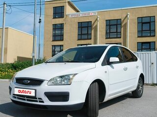 2007 Ford Focus II Рестайлинг, белый, 300000 рублей, вид 1