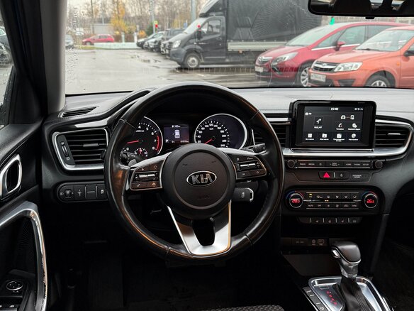 2019 Kia Ceed III, синий, 1700000 рублей - вид 7