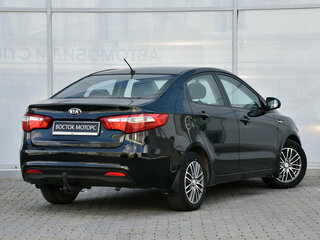 2014 Kia Rio III, чёрный, 670000 рублей, вид 3