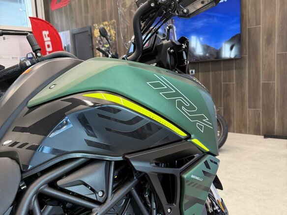 2026 Benelli TRK 702 X, зелёный, 739000 рублей - вид 11