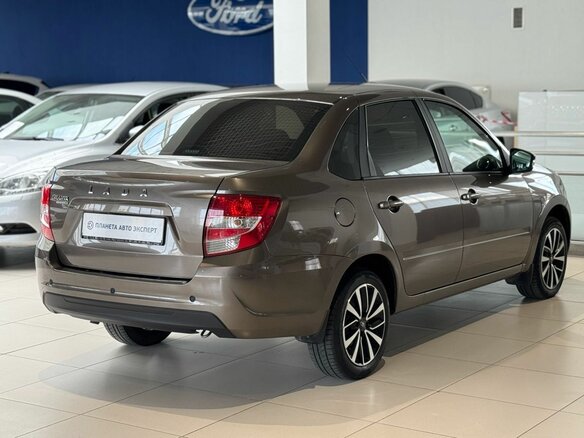 2024 Lada (ВАЗ) Granta I Рестайлинг, коричневый, 890000 рублей - вид 3