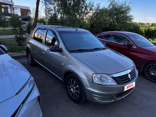 2015 Renault Logan I Рестайлинг, бежевый, 600000 рублей, вид 1