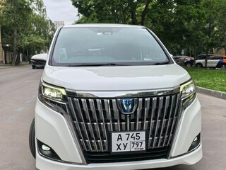 2018 Toyota Esquire I Рестайлинг, белый, 2299999 рублей, вид 1
