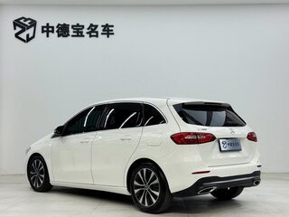 2022 Mercedes-Benz B-Класс 180 III (W247), белый, 1420000 рублей, вид 4