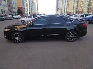 2019 Ford Fusion (North America) II Рестайлинг, чёрный, 2300000 рублей, вид 3