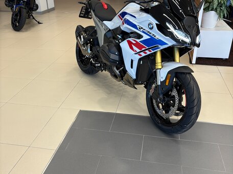 2025 BMW R 1300 RS, белый, 2690000 рублей, вид 1