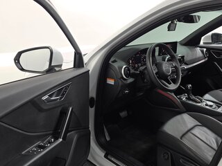 2023 Audi Q2 35 TDI I Рестайлинг, белый, 2885000 рублей, вид 5