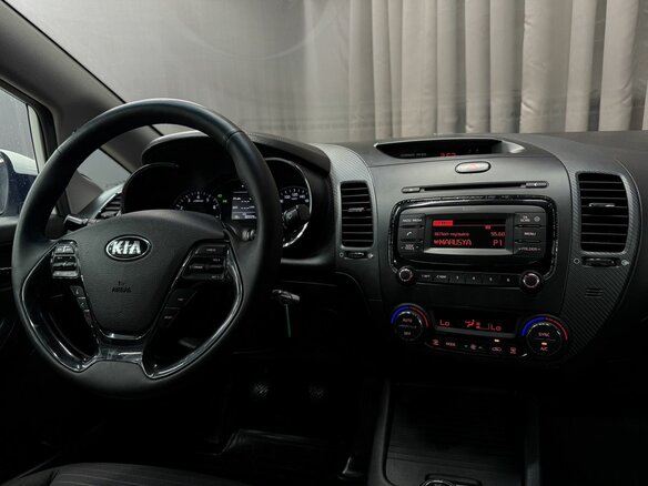 2018 Kia Cerato III Рестайлинг (Classic), белый, 789777 рублей - вид 9