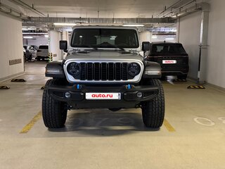 2024 Jeep Wrangler 4xe IV (JL) Рестайлинг, серебристый, 5999999 рублей, вид 2