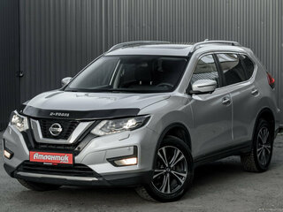 2018 Nissan X-Trail III Рестайлинг, серебристый, 1980000 рублей, вид 1