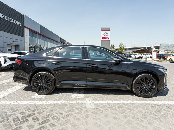 2026 Geely Preface I, чёрный, 3429990 рублей - вид 3