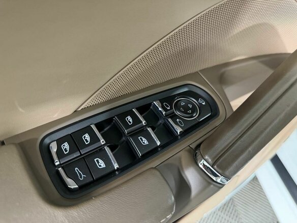 2013 Porsche Cayenne S II (958), белый, 2999000 рублей - вид 28