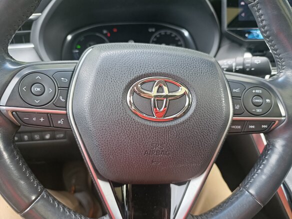 2021 Toyota Harrier IV (XU80), коричневый, 4750000 рублей - вид 6