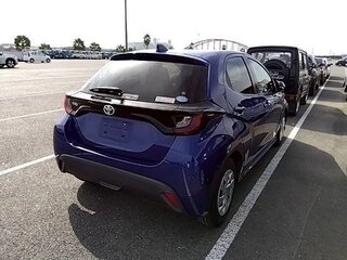 2020 Toyota Yaris IV, синий, 1200000 рублей, вид 5