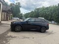 2017 BMW X5 M50d III (F15), синий, 4000000 рублей - вид 6