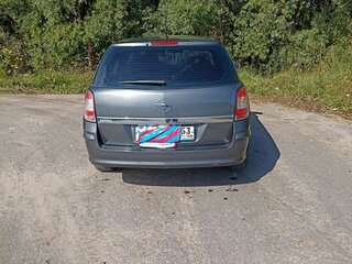2011 Opel Astra H Рестайлинг, серый, 630000 рублей, вид 3