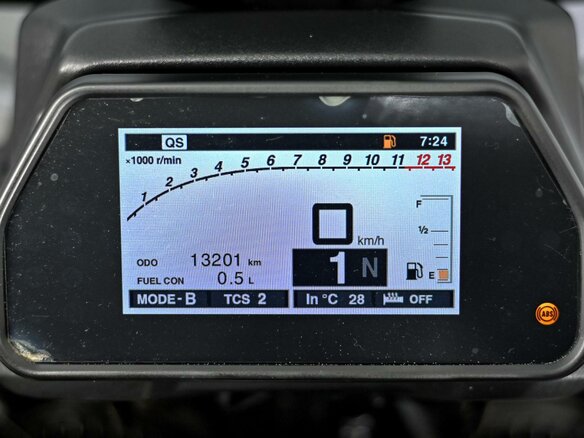 2019 Yamaha MT-09 Tracer (FJ-09), чёрный, 1099000 рублей - вид 8