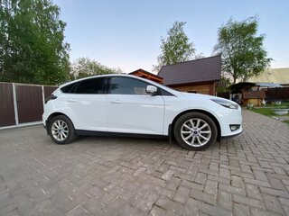 2016 Ford Focus III Рестайлинг, белый, 1250000 рублей, вид 4