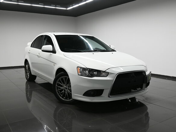 2012 Mitsubishi Lancer X Рестайлинг, белый, 860000 рублей - вид 4